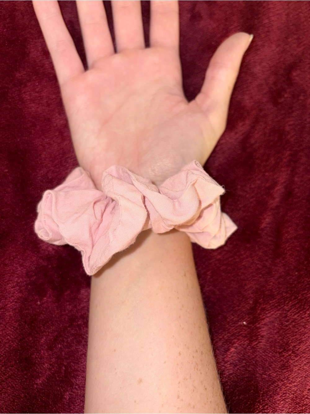 4 Scrunchie Set - Picture 5 of 9